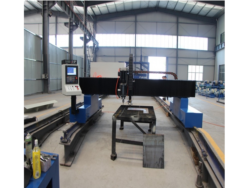 客户工作数控切割机现场视频
